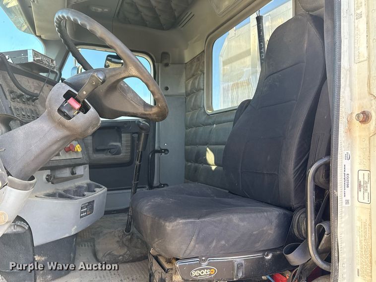 image for item EG2598 2011 Freightliner Coronado semi truck