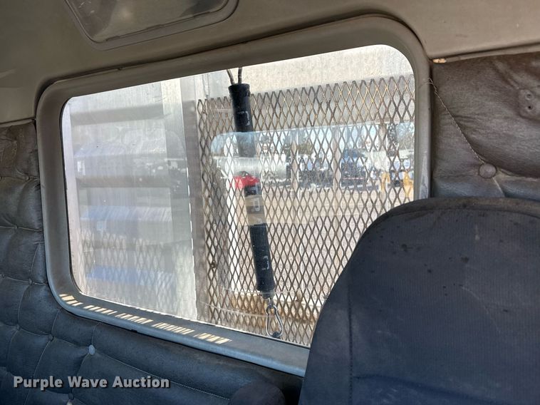 image for item EG2598 2011 Freightliner Coronado semi truck