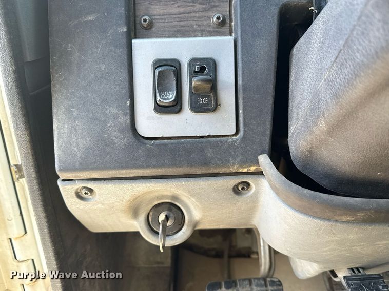 image for item EG2598 2011 Freightliner Coronado semi truck