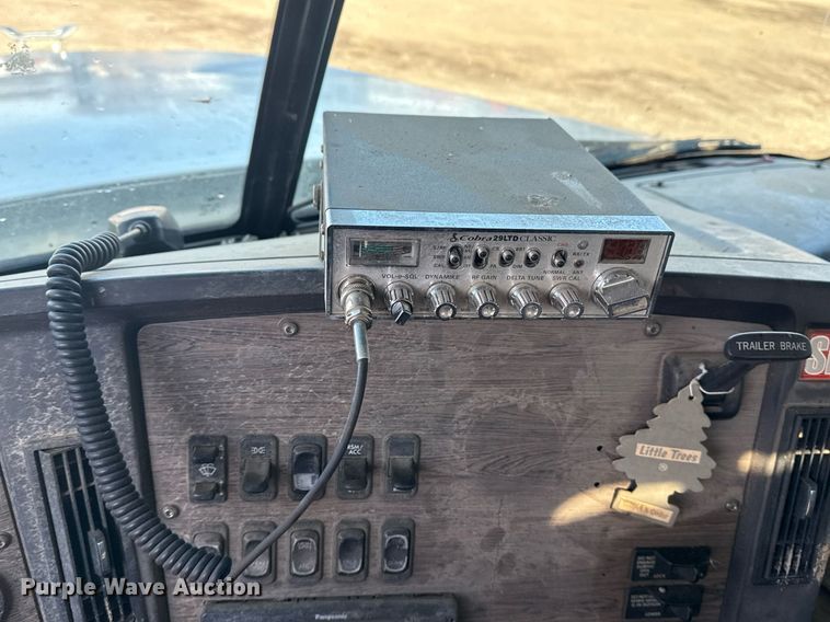 image for item EG2598 2011 Freightliner Coronado semi truck