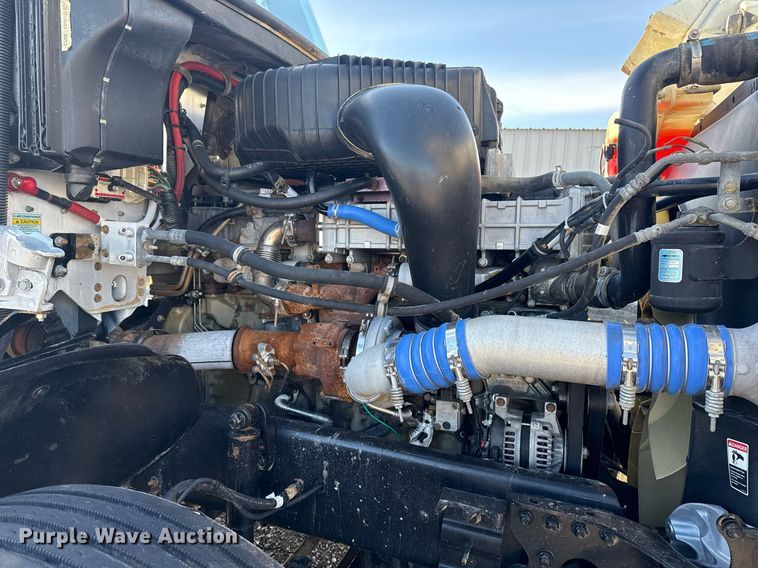 image for item EG2598 2011 Freightliner Coronado semi truck