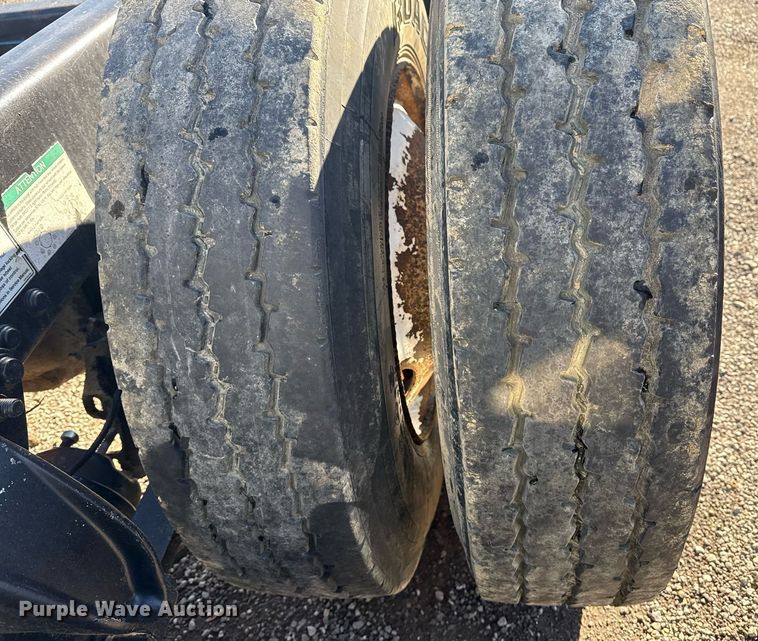 image for item EG2598 2011 Freightliner Coronado semi truck