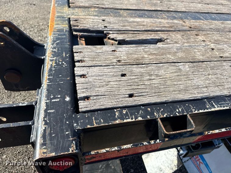 image for item EG2599 2013 Clark Trailers CFBT-2013 flatbed trailer