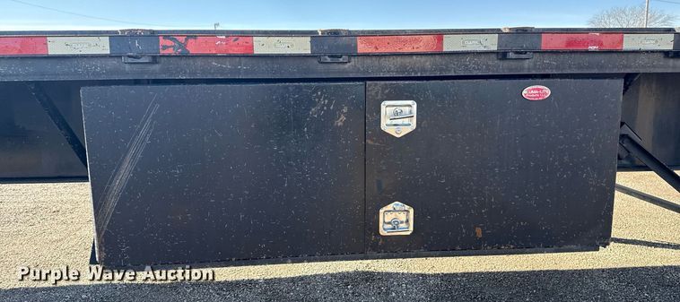 image for item EG2599 2013 Clark Trailers CFBT-2013 flatbed trailer