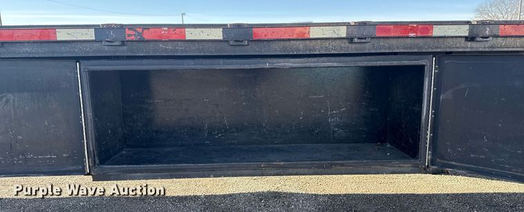 image for item EG2599 2013 Clark Trailers CFBT-2013 flatbed trailer