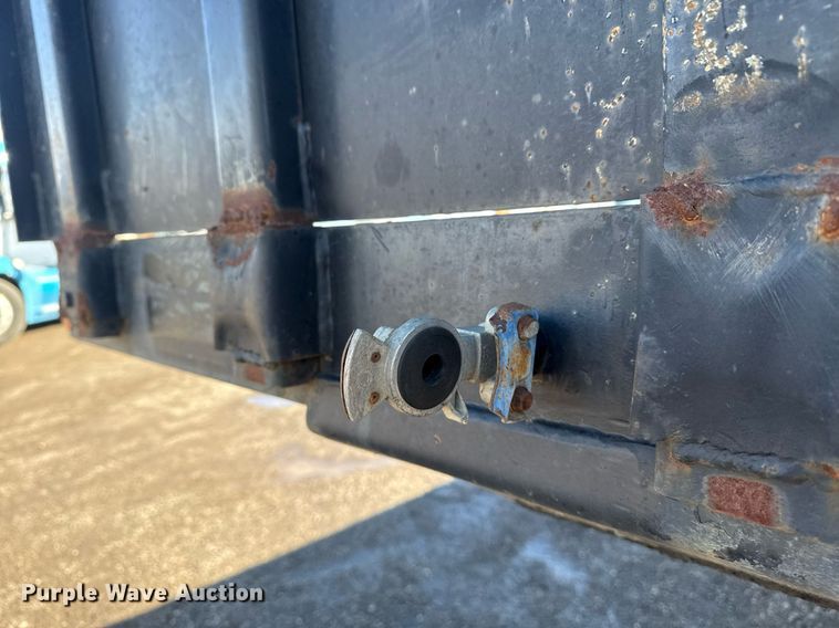 image for item EG2599 2013 Clark Trailers CFBT-2013 flatbed trailer