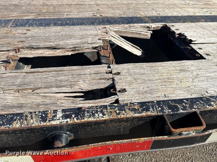 image for item EG2599 2013 Clark Trailers CFBT-2013 flatbed trailer