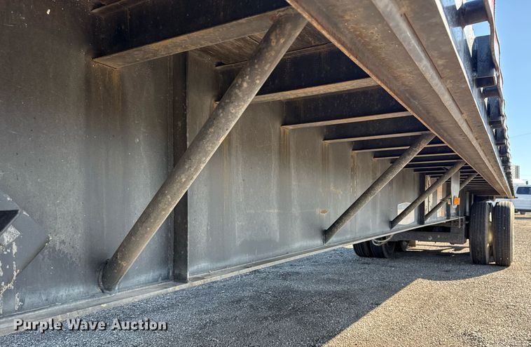 image for item EG2599 2013 Clark Trailers CFBT-2013 flatbed trailer