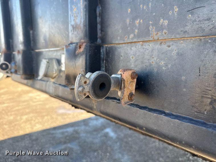 image for item EG2599 2013 Clark Trailers CFBT-2013 flatbed trailer