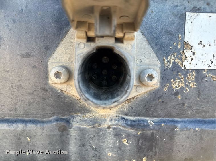 image for item EG2599 2013 Clark Trailers CFBT-2013 flatbed trailer