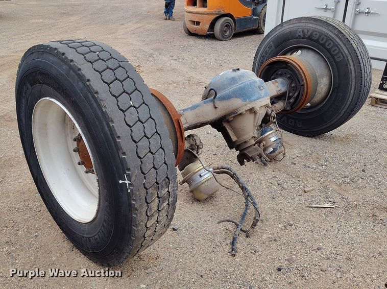 image for item EH0197 Truck axle