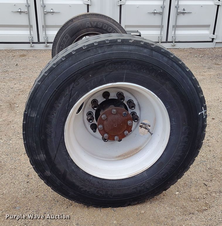 image for item EH0197 Truck axle