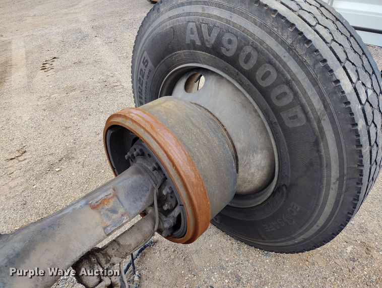 image for item EH0197 Truck axle
