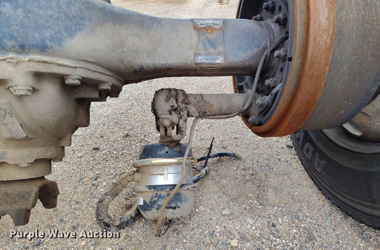 image for item EH0197 Truck axle