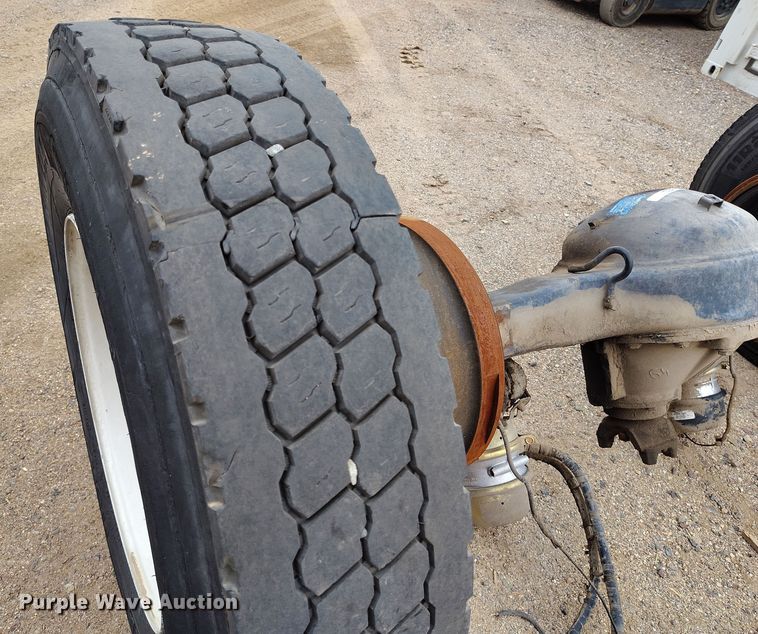 image for item EH0197 Truck axle