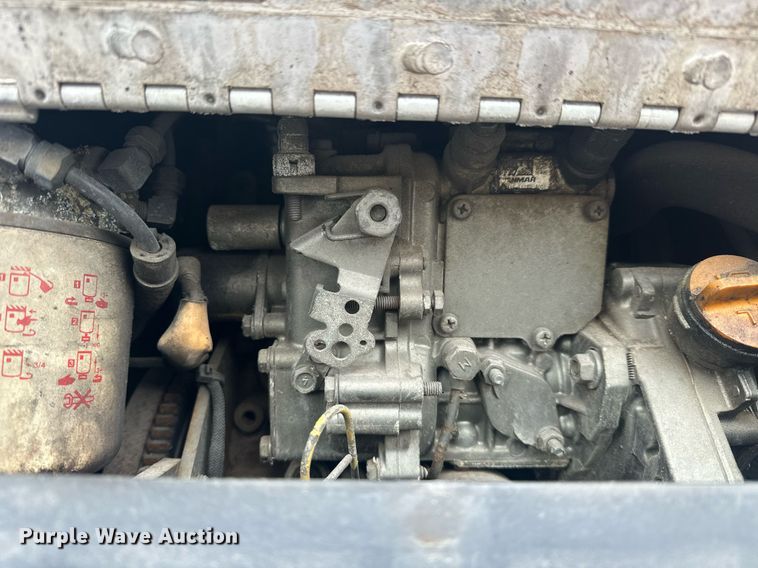 image for item EK0370 2013 Freightliner Cascadia 125 semi truck