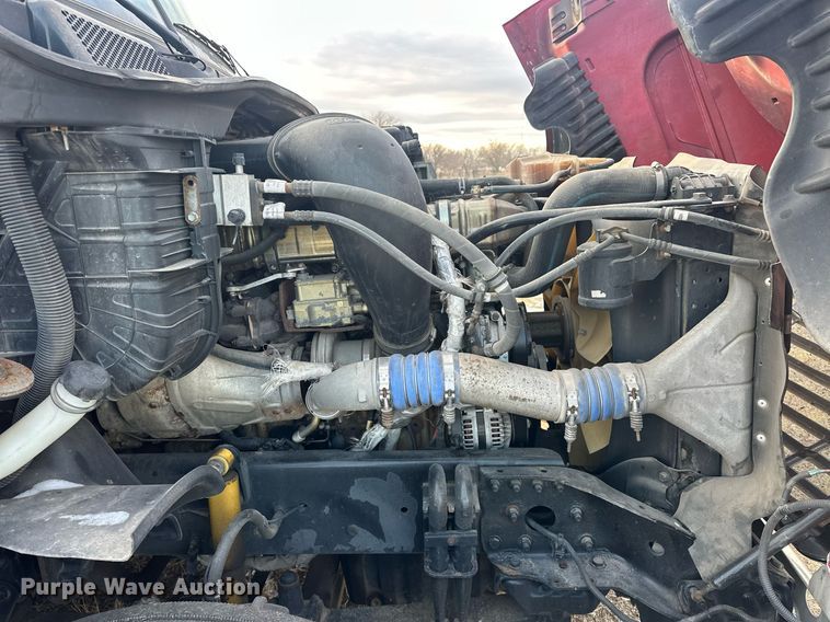 image for item EK0370 2013 Freightliner Cascadia 125 semi truck