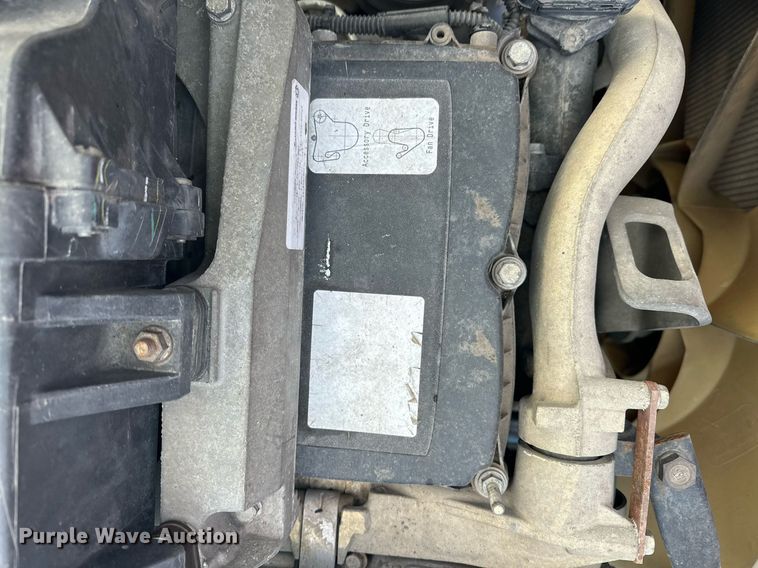 image for item EK0370 2013 Freightliner Cascadia 125 semi truck