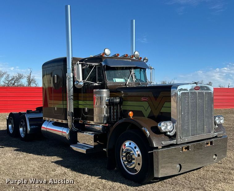 image for item EK0391 1987 Peterbilt 359 semi truck