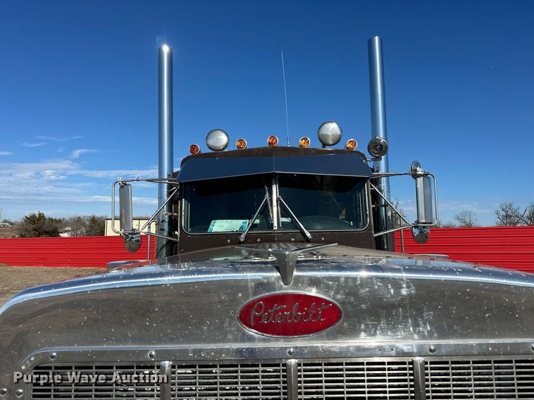 image for item EK0391 1987 Peterbilt 359 semi truck