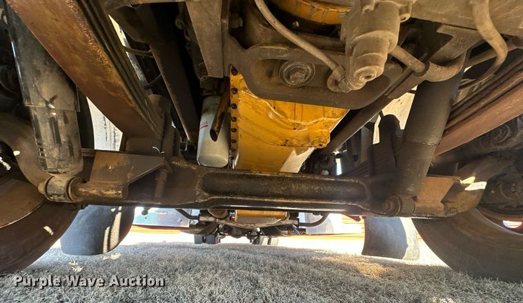 image for item EK0391 1987 Peterbilt 359 semi truck