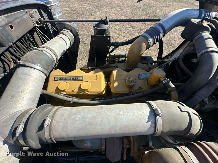 image for item EK0391 1987 Peterbilt 359 semi truck