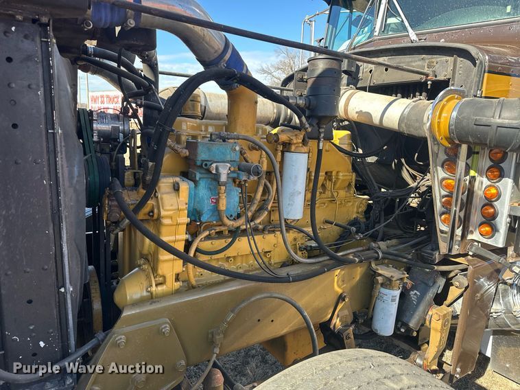 image for item EK0391 1987 Peterbilt 359 semi truck