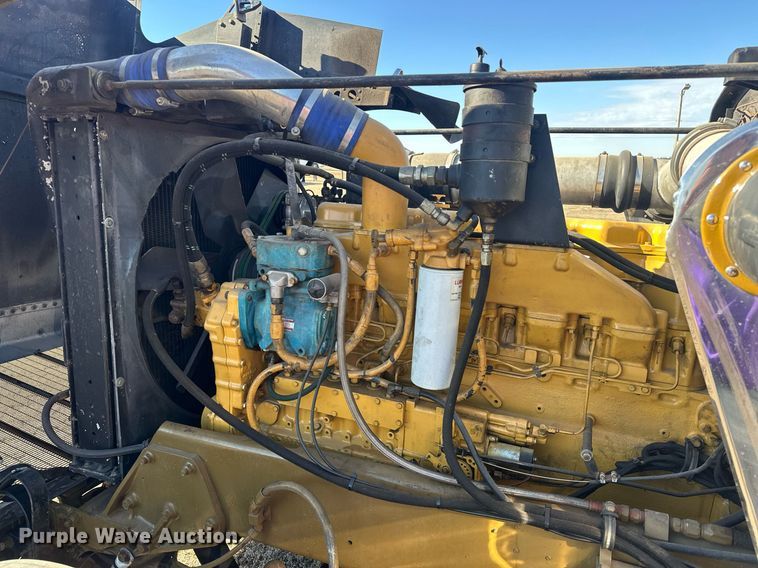 image for item EK0391 1987 Peterbilt 359 semi truck