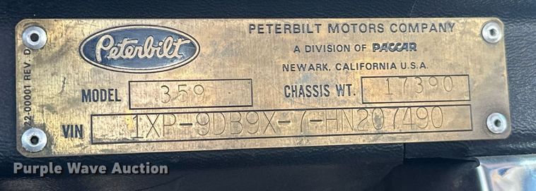 image for item EK0391 1987 Peterbilt 359 semi truck