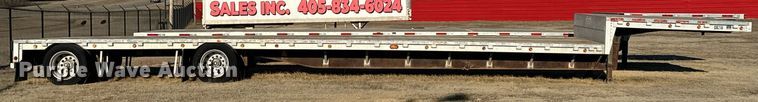 image for item EK0397 2005 Wilson CFD-900 drop deck trailer