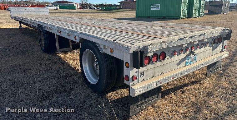 image for item EK0397 2005 Wilson CFD-900 drop deck trailer