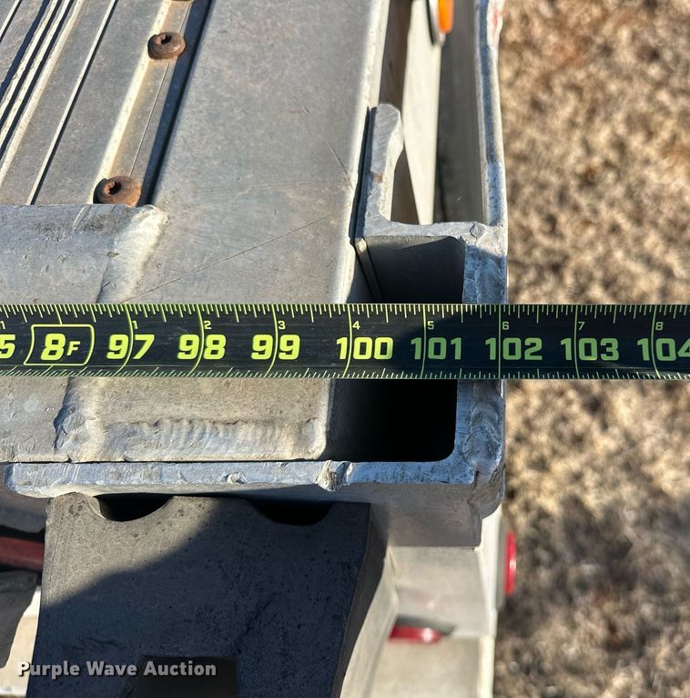 image for item EK0397 2005 Wilson CFD-900 drop deck trailer