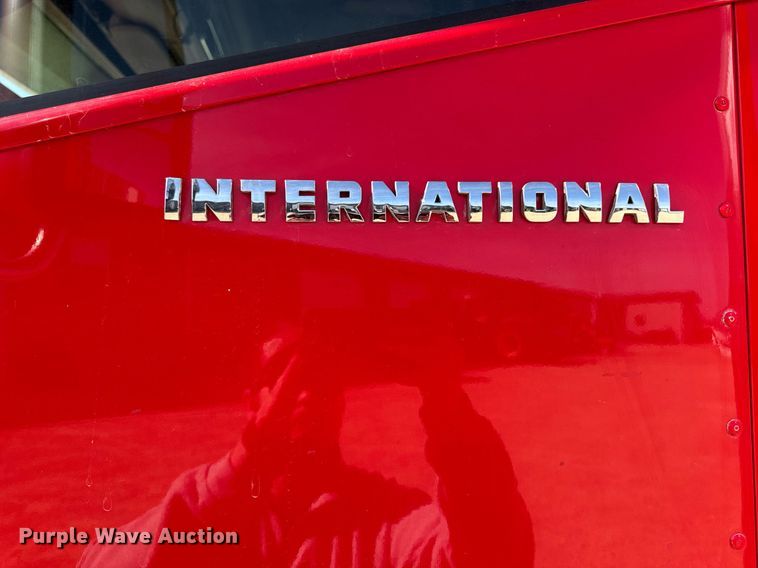 image for item EM3583 2007 International 9400i semi truck