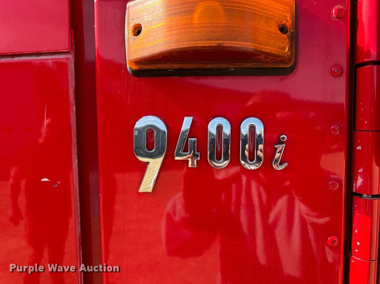 image for item EM3583 2007 International 9400i semi truck