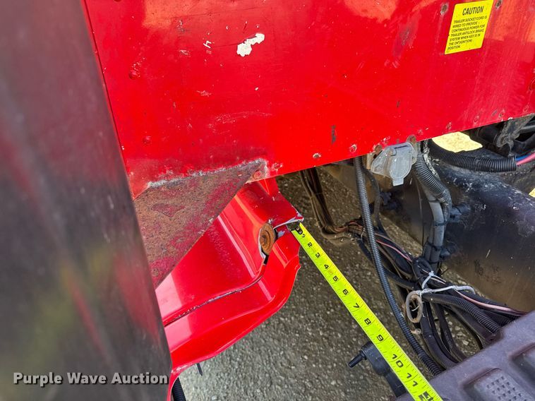 image for item EM3583 2007 International 9400i semi truck