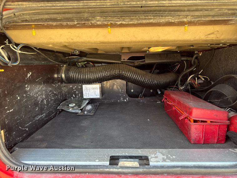 image for item EM3583 2007 International 9400i semi truck