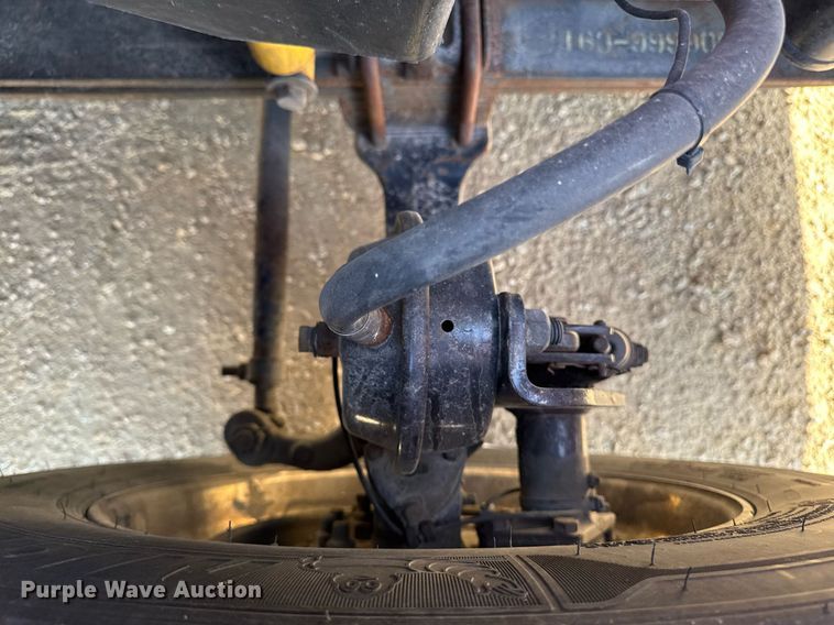 image for item EM3583 2007 International 9400i semi truck