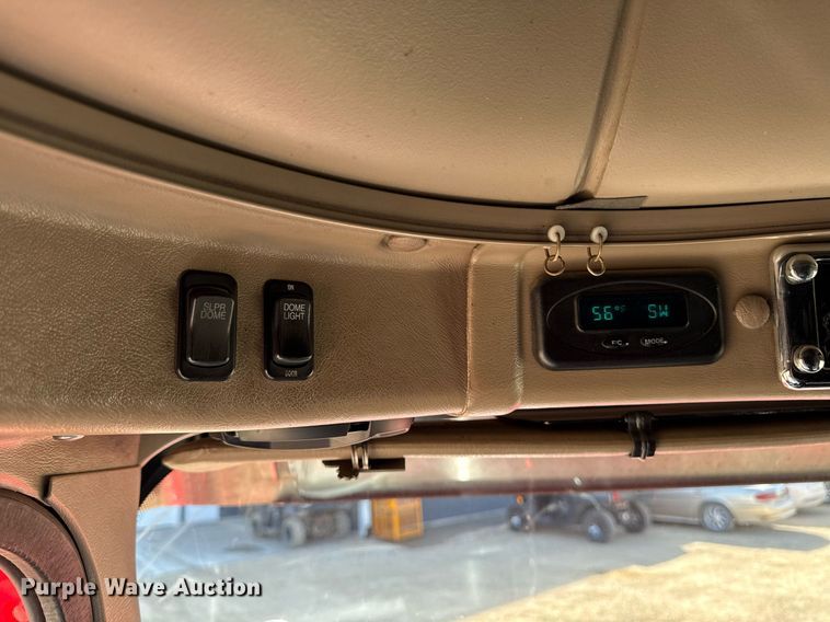 image for item EM3583 2007 International 9400i semi truck