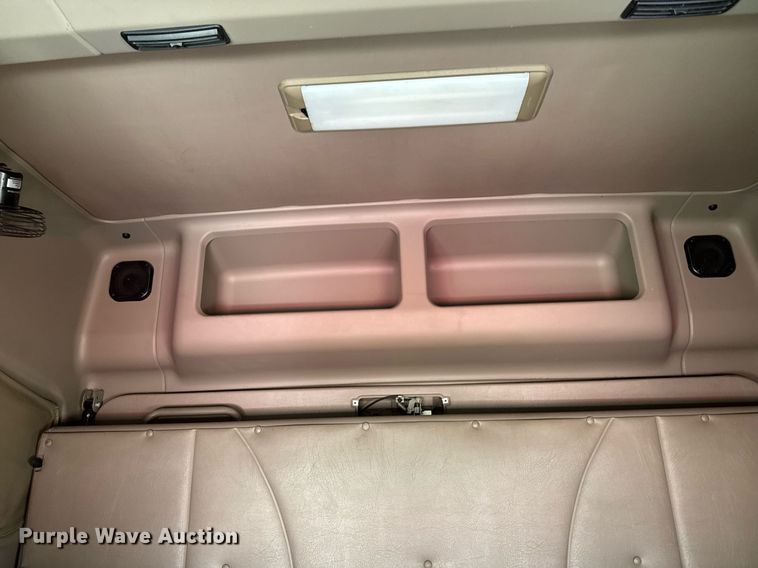 image for item EM3583 2007 International 9400i semi truck