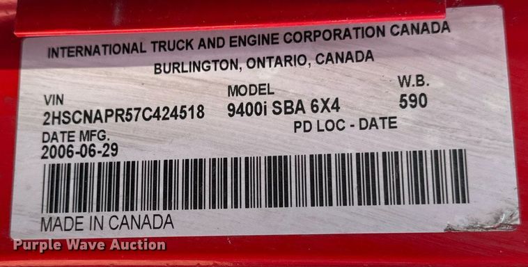 image for item EM3583 2007 International 9400i semi truck