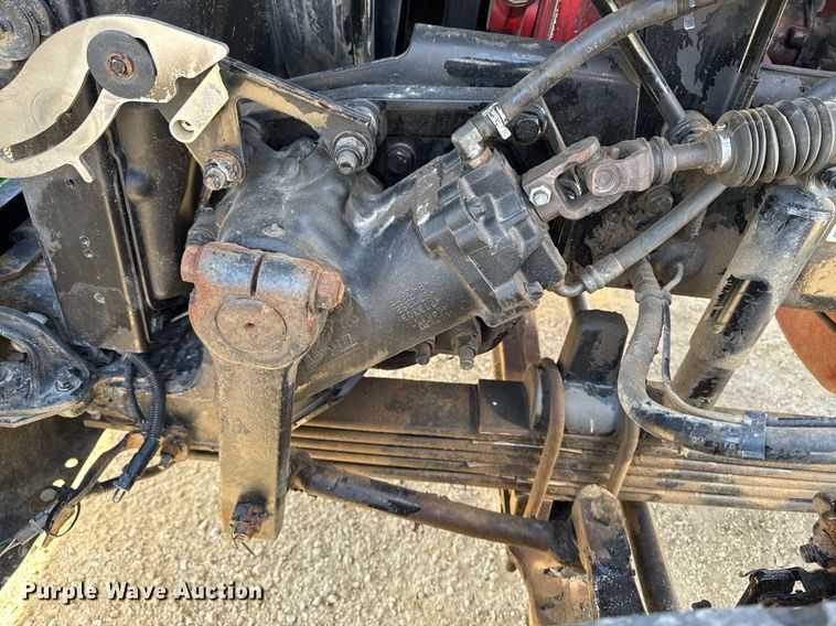 image for item EM3584 2010 Peterbilt 389 winch truck