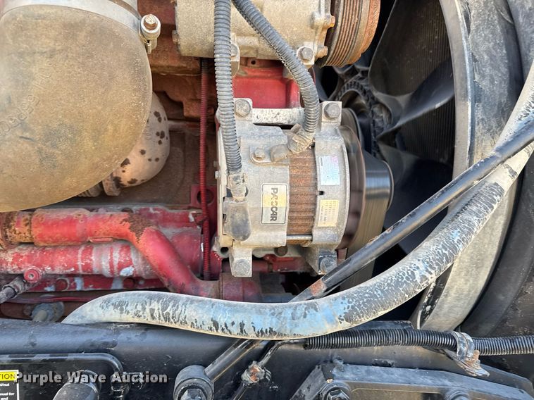 image for item EM3584 2010 Peterbilt 389 winch truck