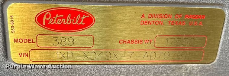 image for item EM3584 2010 Peterbilt 389 winch truck