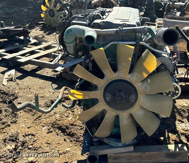 image for item EN5174 Volvo VED12D395 engine