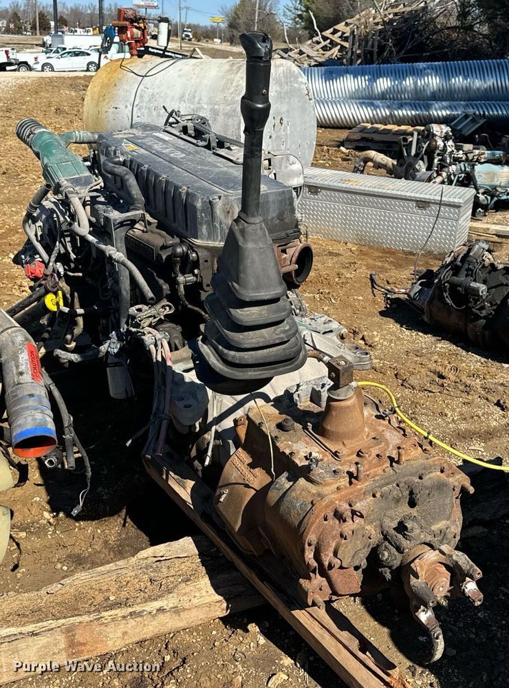 image for item EN5174 Volvo VED12D395 engine