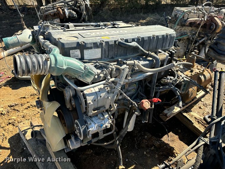 image for item EN5174 Volvo VED12D395 engine