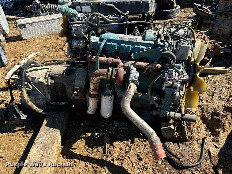 image for item EN5175 2002 International DT466 engine