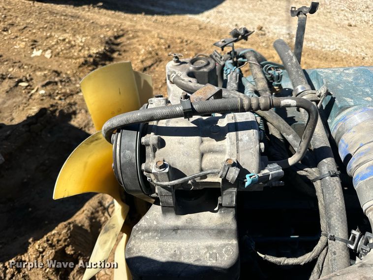 image for item EN5175 2002 International DT466 engine