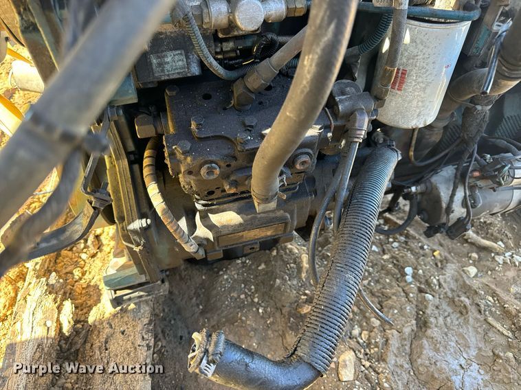 image for item EN5175 2002 International DT466 engine