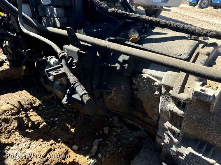 image for item EN5175 2002 International DT466 engine